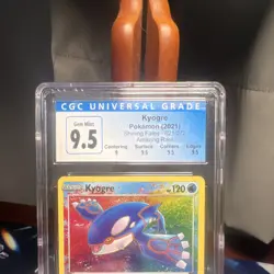 Kyogre 021/072 Shining Fates Amazing Rare Holo CGC 9.5 Pokemon TCG 2021 - Image 2