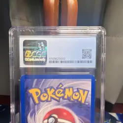 Erika's Vileplume Gym Heroes 5/132 Holo Rare CGC 8 Pokemon TCG 2000 Unlimited - Image 4