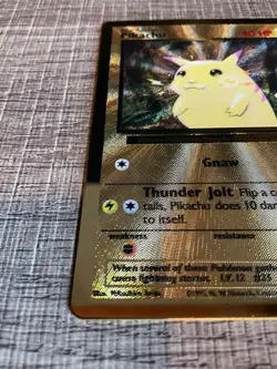 Pikachu Gold Metal Card 58/102 - Celebrations 25th Anniversary - Pokemon TCG - Image 5