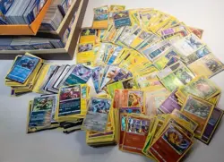Huge 11000+ Pokemon Card Lot Vintage Modern Holos Commons - Image 2