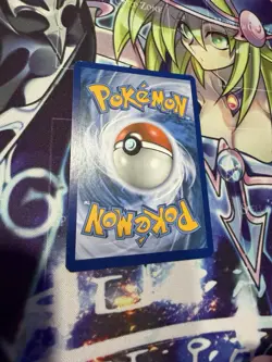 Pokemon TCG Eevee GX SM233 Full Art Black Star Promo Sun & Moon - Image 5