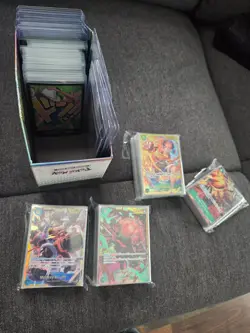 one piece cards binder - Image 2