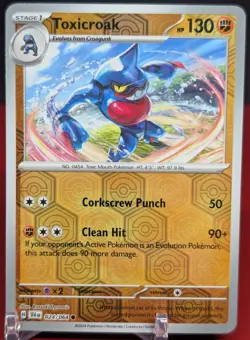Pokemon Toxicroak #024/064 Shrouded Fable Reverse Holo - Image 1