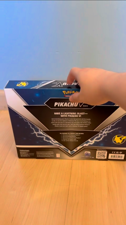 Pokemon TCG: Pikachu V Box - Promo Card/Foil/4 Booster Packs *NEW* (SEALED) 820650851179 - Image 2