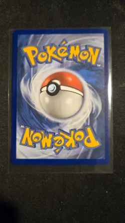 Umbreon Gold Star 17/17 Pokemon Celebrations Holo Card - Image 2