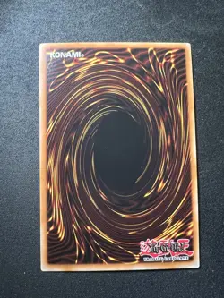 *** DARK MAGICIAN *** MINT ALTERNATE ART SECRET RARE CT14-EN001 YUGIOH! - Image 2