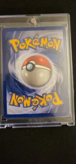 Pokemon TCG Charizard 1st Edition Portuguese Base Set - Image 2
