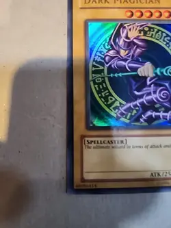 Yu-Gi-Oh! TCG Dark Magician SDY-006 Rare Holo 1996 Edition! - Image 3