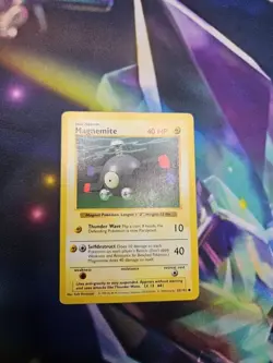 Magnemite 053/102 Base Set Pokemon (Shadowless) Regular MP - Image 1