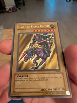 YuGiOh Gaia The Fierce Knight LOB-006 Ultra Rare Unlimited Original 2002 NM - Image 1