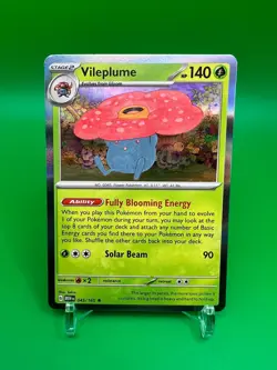 Vileplume 045/165 - Pokemon TCG Scarlet & Violet 151 (2023) - NM - HOLO RARE - Image 1