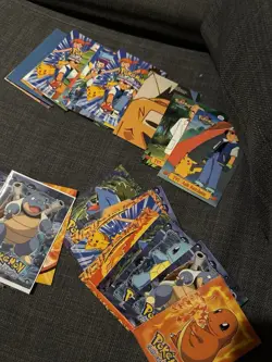 Pokemon Topps Collection +100 Cards Lot - Image 1