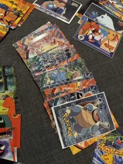 Pokemon Topps Collection +100 Cards Lot - Image 3