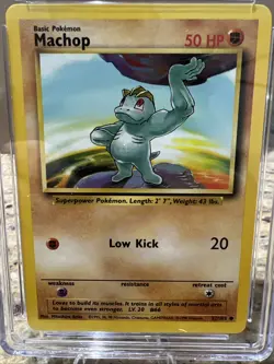 Blue Label CGC 9 Machop 1999 Base Set Shadowless 1st Edition 52/102 Pokemon Card - Image 2