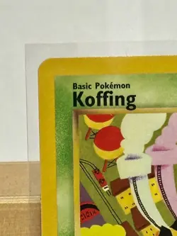 Koffing 51/102 Base Set 1st Edition Shadowless Raw Vintage Pokemon Card - Image 3
