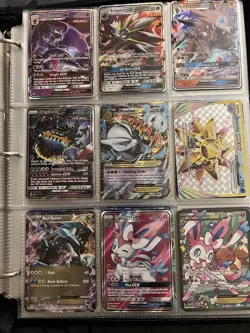 Pokemon Collection Binder NM- HP CONDITION READ DESCRIPTION!!! - Image 2