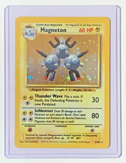 Pokemon TCG Magneton 14/102 Holo Rare Unlimited Base Set Top Loader - Image 1