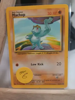 Pokemon Machop 52/102 - Base Set Common - Image 1