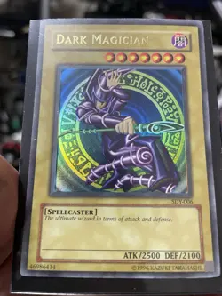 Yu-Gi-Oh! TCG Dark Magician SDY-006 Rare Holo 1996 Edition! - Image 1