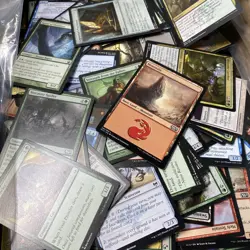 Unsorted Magic: The Gathering TCG and CCG Trading Cards (2000 Plus Cards) - Image 1
