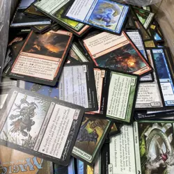 Unsorted Magic: The Gathering TCG and CCG Trading Cards (2000 Plus Cards) - Image 2