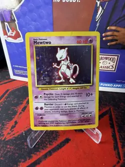 Pokemon TCG Mewtwo Base Set Holo Unlimited Rare Card 10/102 DMG - Image 1