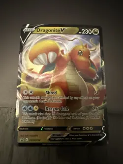 Dragonite V SWSH154 SWSH: Sword & Shield Promo Cards Holo - Image 1