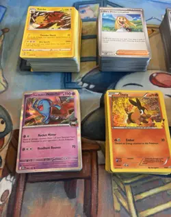 Pokemon TCG Bulk Card Lot 720+ Cards, Holos/Reverse/Commons - Image 4