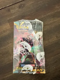 Pokemon TCG Sword & Shield Darkness Ablaze English Booster Box - Image 5