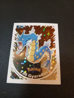 2022 POKEMON Prizma Sticker #130 Gyarados Gold Star Holo Peru Gradeable - Image 1
