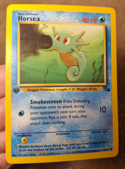 1999 POKEMON TCG FOSSIL SET 1ST EDITION HORSEA CARD 49/62 - Image 1