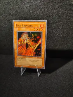 Yugioh! Fire Princess LON-034 Super Rare Unlimited Edition Moderate Play - Image 4