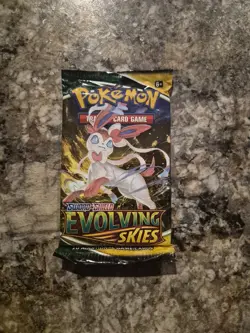 Nintendo Pokemon TCG Sword & Shield Evolving Skies Booster Pack - Image 1