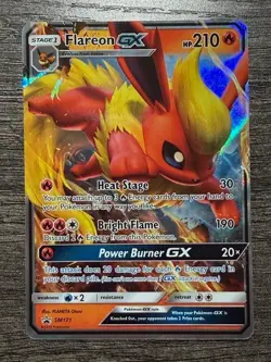 POKEMON FLAREON GX SM171 BLACK STAR PROMO HOLO 2019 + NEW DARKRAI SLEEVE LP-NM - Image 1