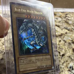 Konami Blue-Eyes White Dragon JMP-001 Shonen Jump Ultra Rare Holo Unlimited Card - Image 3