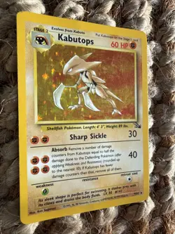 Pokemon TCG Kabutops Unlimited Fossil Holo Card 9/62 Rare - Image 2