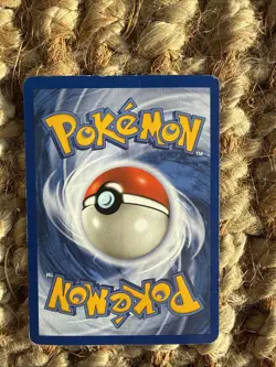 Pokemon TCG Kabutops Unlimited Fossil Holo Card 9/62 Rare - Image 3