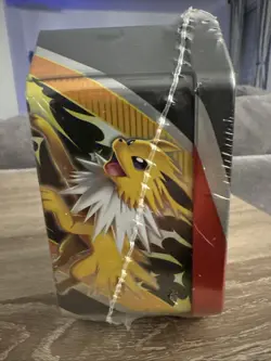 Pokemon TCG: Eevee Evolutions Tin - Flareon V - New & Sealed - Image 4