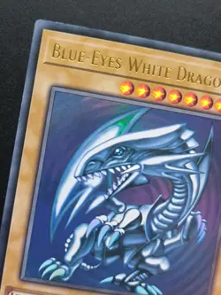Blue Eyes White Dragon - LCKC-EN001 - Ultra Rare 1st edition Sdk Art - yugioh NM - Image 2