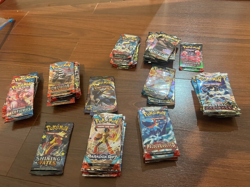 Bulk lot of 1000 cards and 100 holo/reverse holo sorted by set Pokemon - Image 2