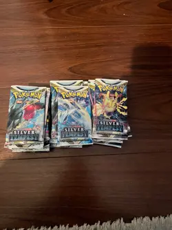 Bulk lot of 1000 cards and 100 holo/reverse holo sorted by set Pokemon - Image 3