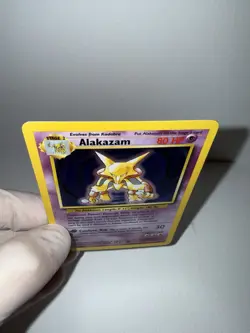 Pokemon Alakazam Base Set Holo Rare 1/102 English 1999 WOTC Card - Image 4