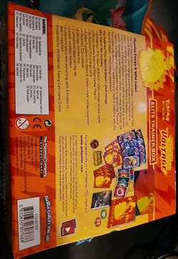Pokemon TCG: Sword & Shield-Vivid Voltage Elite Trainer Box (133 Cards) 820650807688 - Image 3