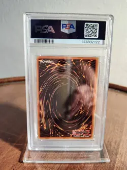 2002 Yu-Gi-Oh Blue-Eyes White Dragon LOB-001 Unlimited - PSA 5 EX - Image 2