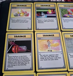 17 Pokemon TCG Vintage Trainer Lot Fossil Team Rocket Base Set Shadowless WOTC - Image 2