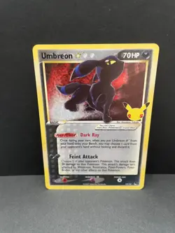 Pokemon TCG Umbreon Gold Star 17/17 Celebrations Holo FRESH PULL MINT - Image 1
