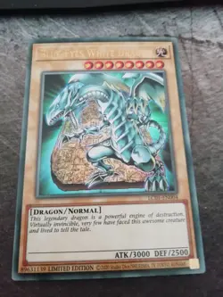 Yu-Gi-Oh Blue-Eyes White Dragon LC01-EN004 25th Promo Holo EN NM+ Mint - Image 1