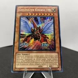 Yugioh Geflugelter Kuriboh LV9 LCGX-DE043 Secret Rare NM FOILBLEED - Image 4