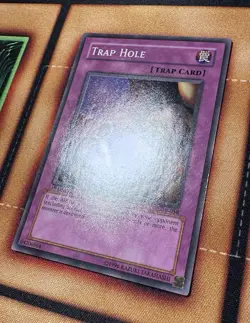 Yu-Gi-Oh! 2002 Trap Hole LOB-058 1st Edition - NM - Image 3