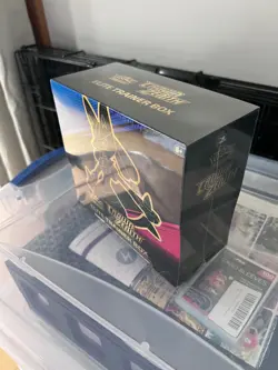 POKEMON TCG CROWN ZENITH ELITE TRAINER BOX ETB - NEW SEALED - Image 2